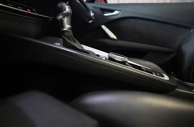 Audi TT view 16