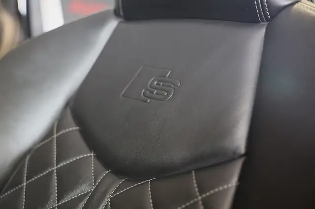 Audi TT view 9
