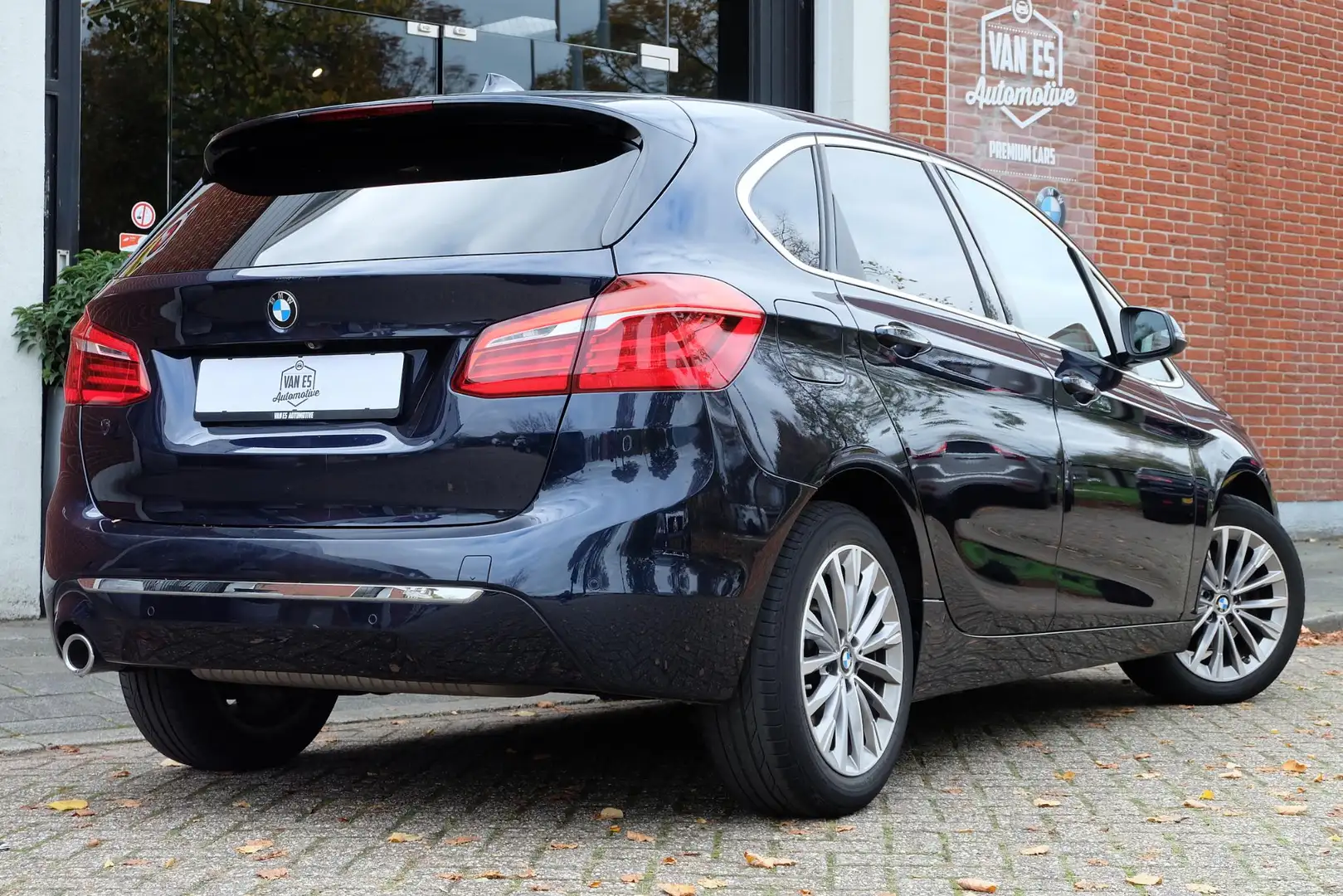 BMW 218 2-serie Active Tourer 218i High Executive / Pano / Blauw - 2
