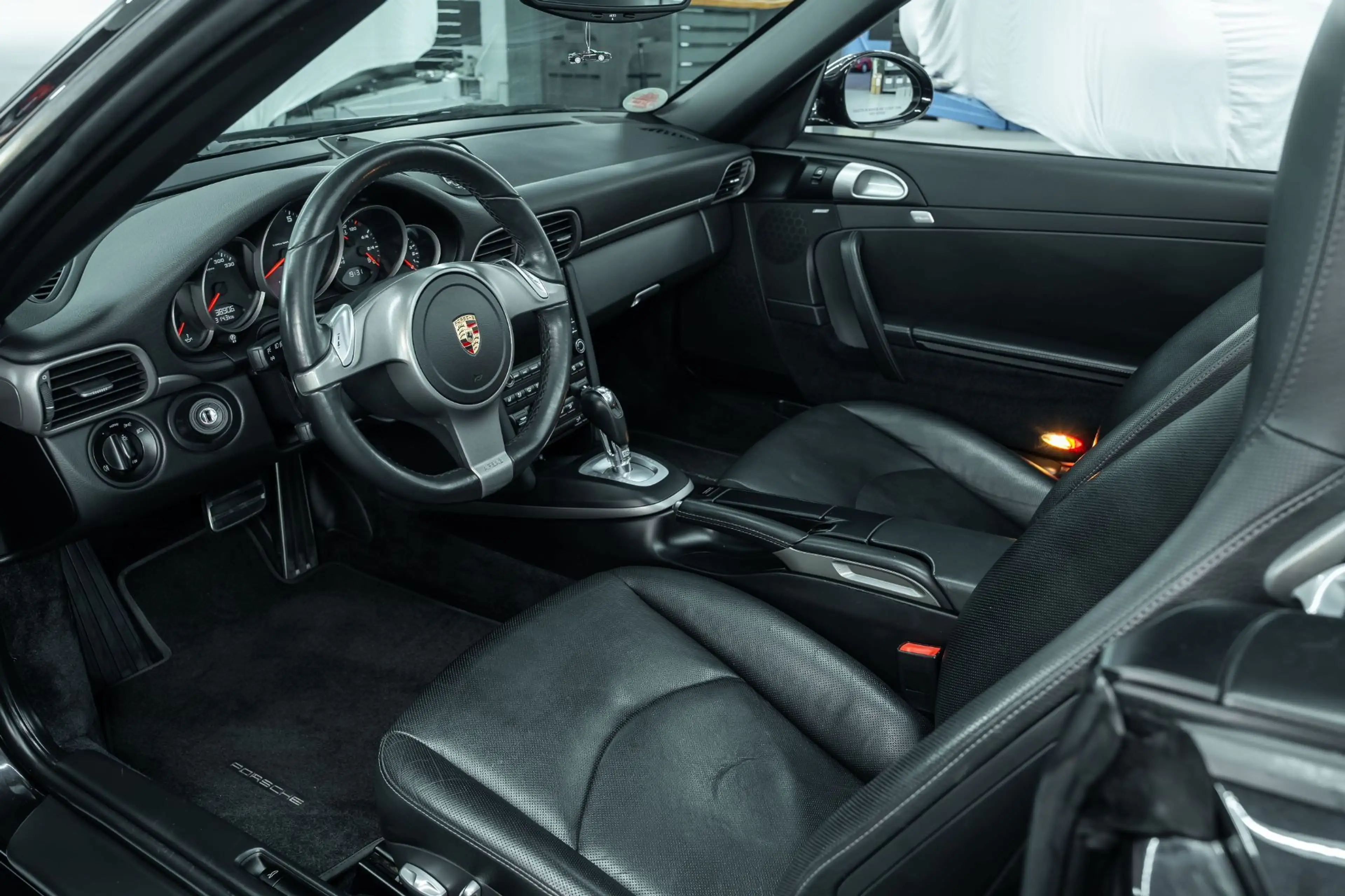 Porsche 997 Carrera 4 Cabrio| PDK | Sport Chrono — photo 8