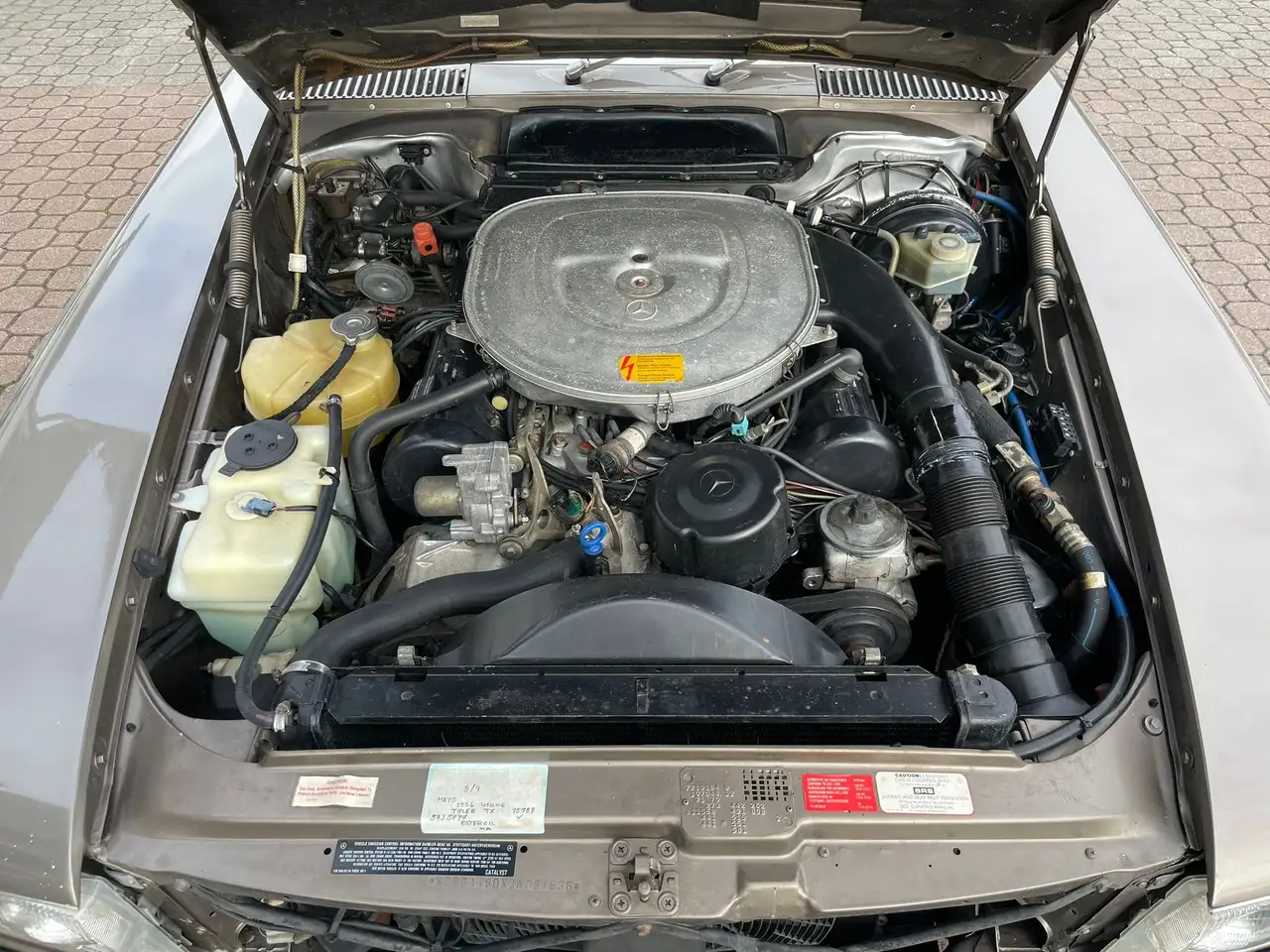 Mercedes-Benz SL 560 R107, foto 12