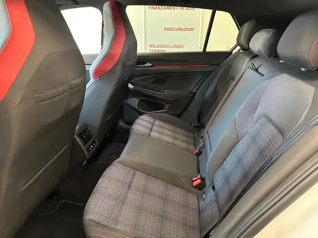 Volkswagen Golf view 8