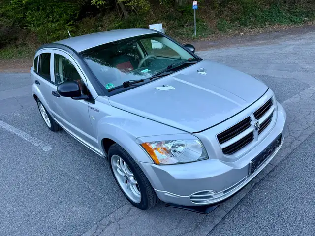 Dodge Caliber SXT 2.0 CVT-Autom. Tüv4/28 8-Fach