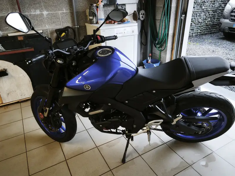 Yamaha MT-125 - foto 3