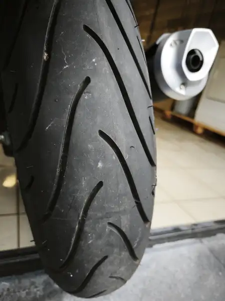 Yamaha MT-125 - foto 6