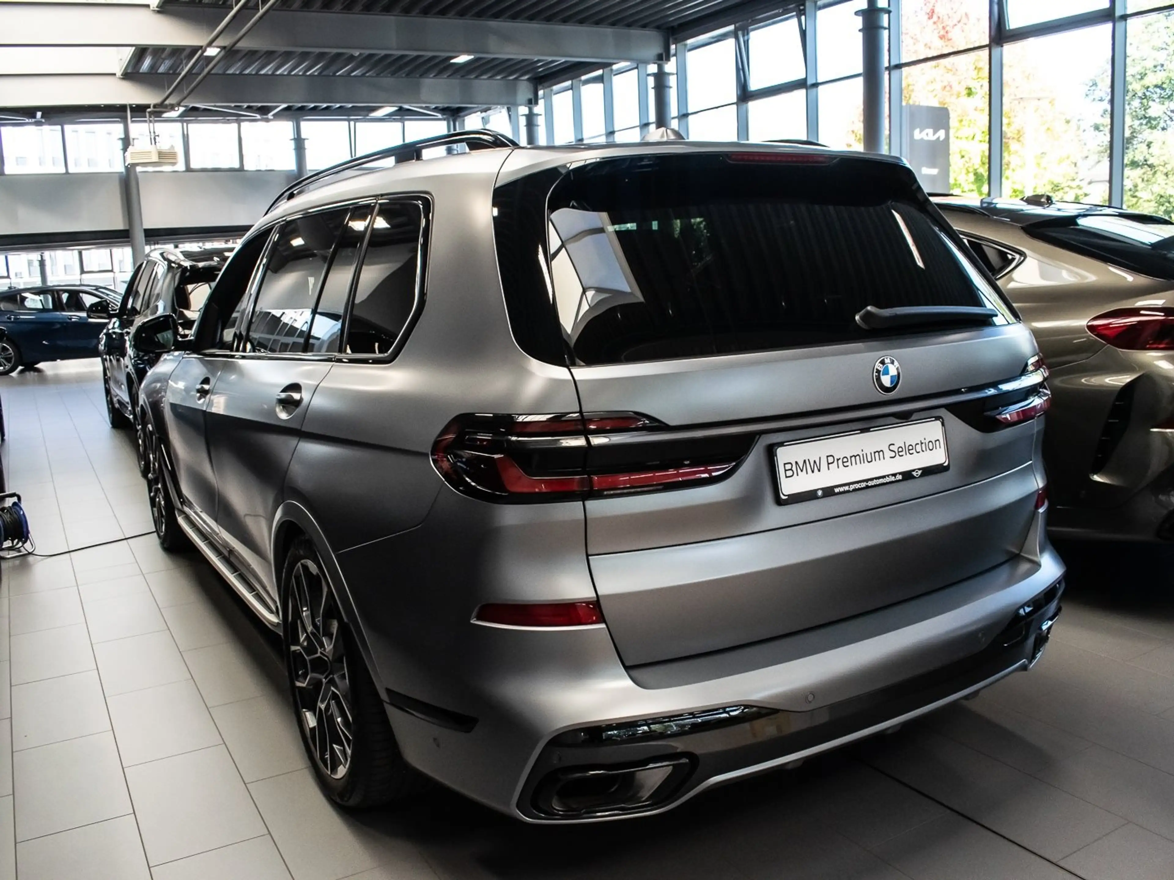 BMW X7 xDrive40d (ab 2022) M Sport HUD PANO ACC AHK — photo 4