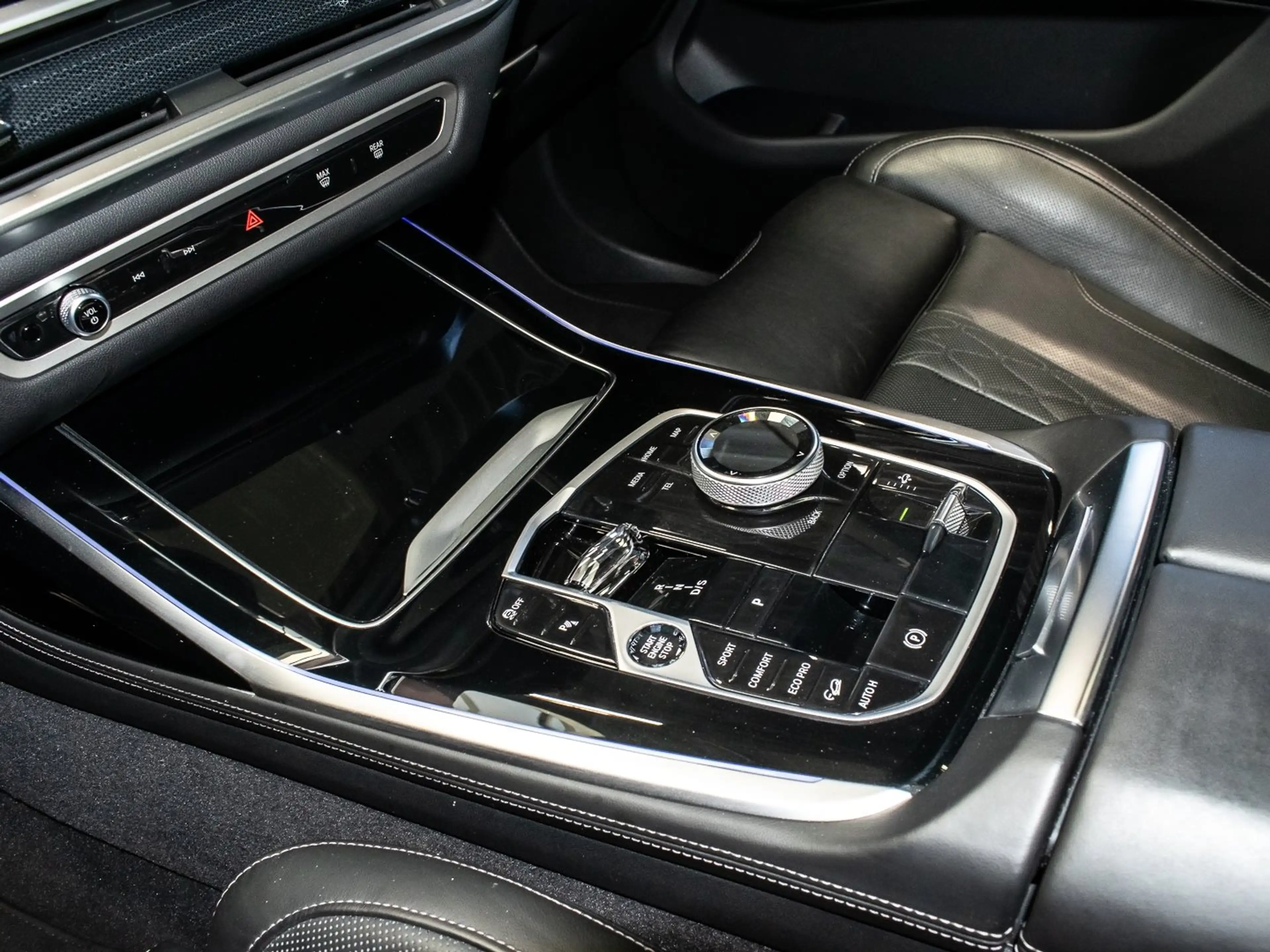 BMW X7 xDrive40d (ab 2022) M Sport HUD PANO ACC AHK — photo 12
