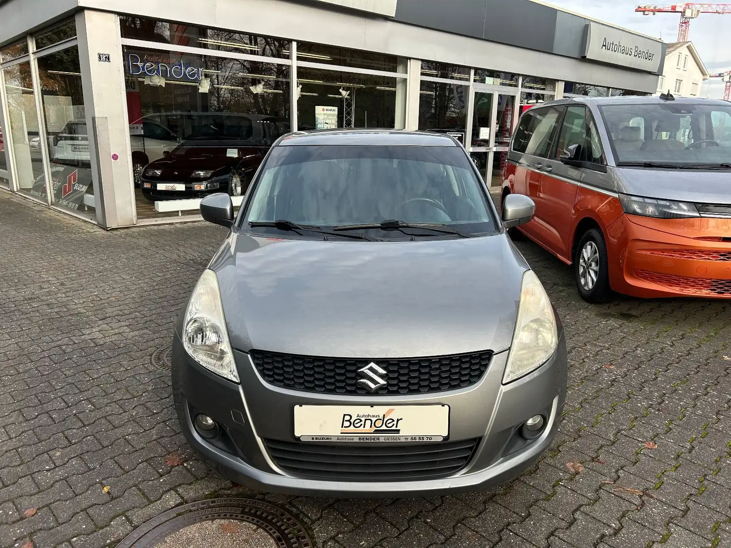 Suzuki Swift Comfort 5-TÜRER KLIMAAUTO KEYLESS TEMPOMAT Grau - 2