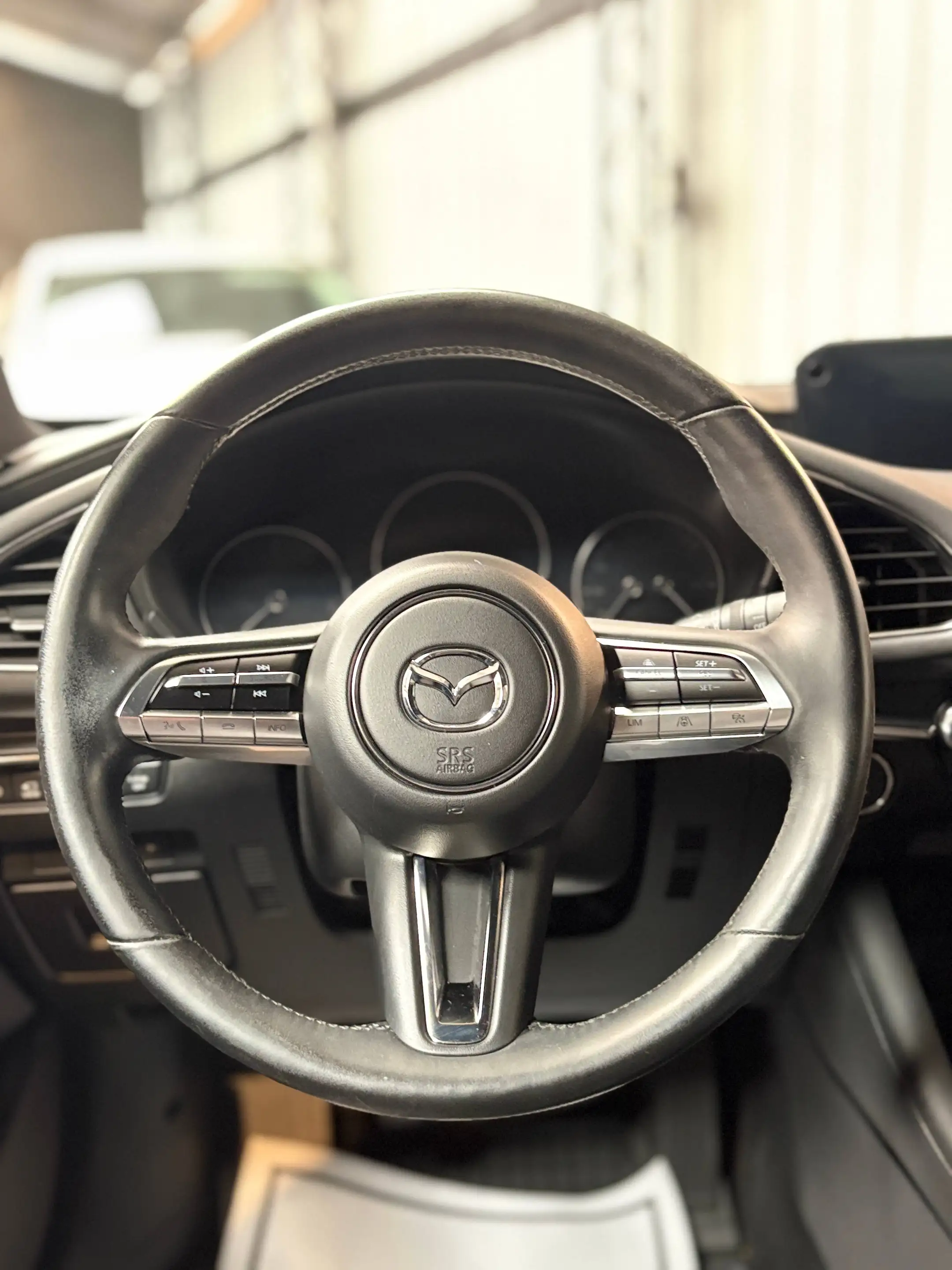 Mazda 3 *CAMERA 360*SIEGE A MEMOIRE*GARANTIE 12 MOIS*CARNET COMPLET* — photo 12