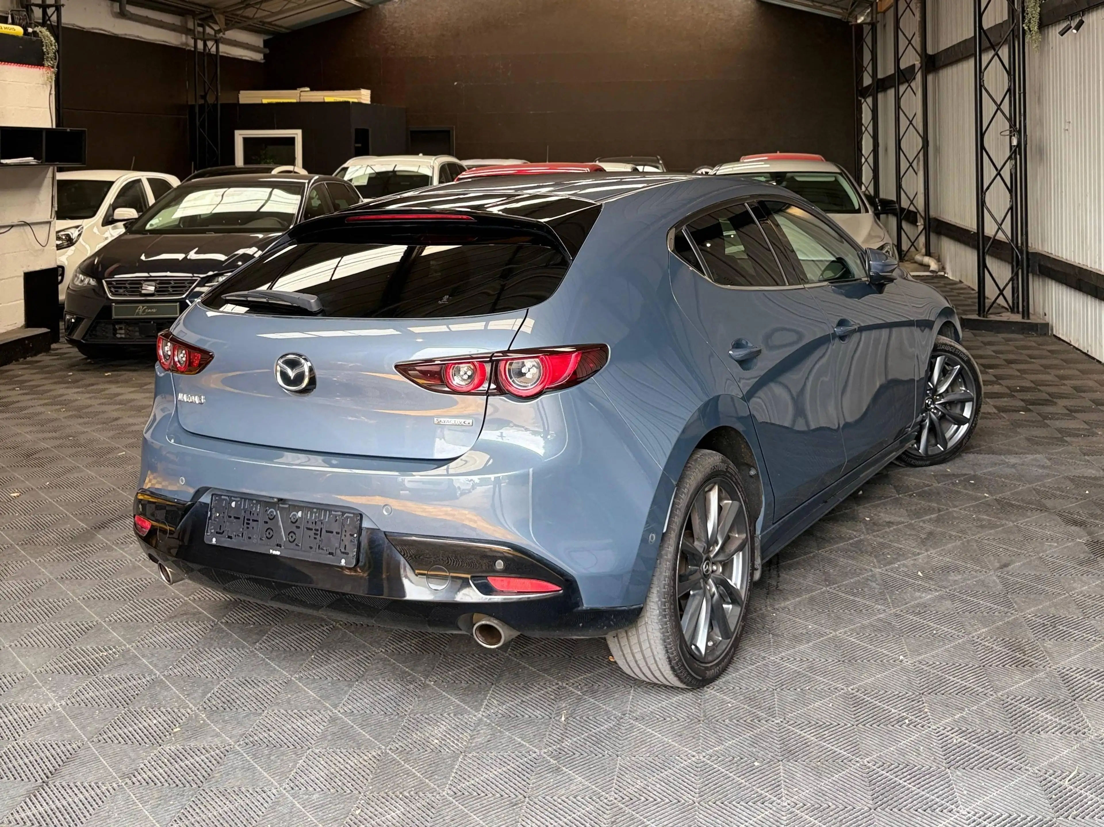 Mazda 3 *CAMERA 360*SIEGE A MEMOIRE*GARANTIE 12 MOIS*CARNET COMPLET* — photo 4