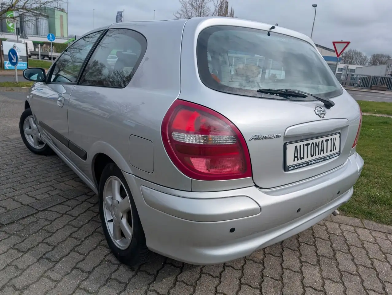 Nissan Almera Visia*AUTOMATIK*ZV-FUNK*PDC*SERVO !!, foto 7