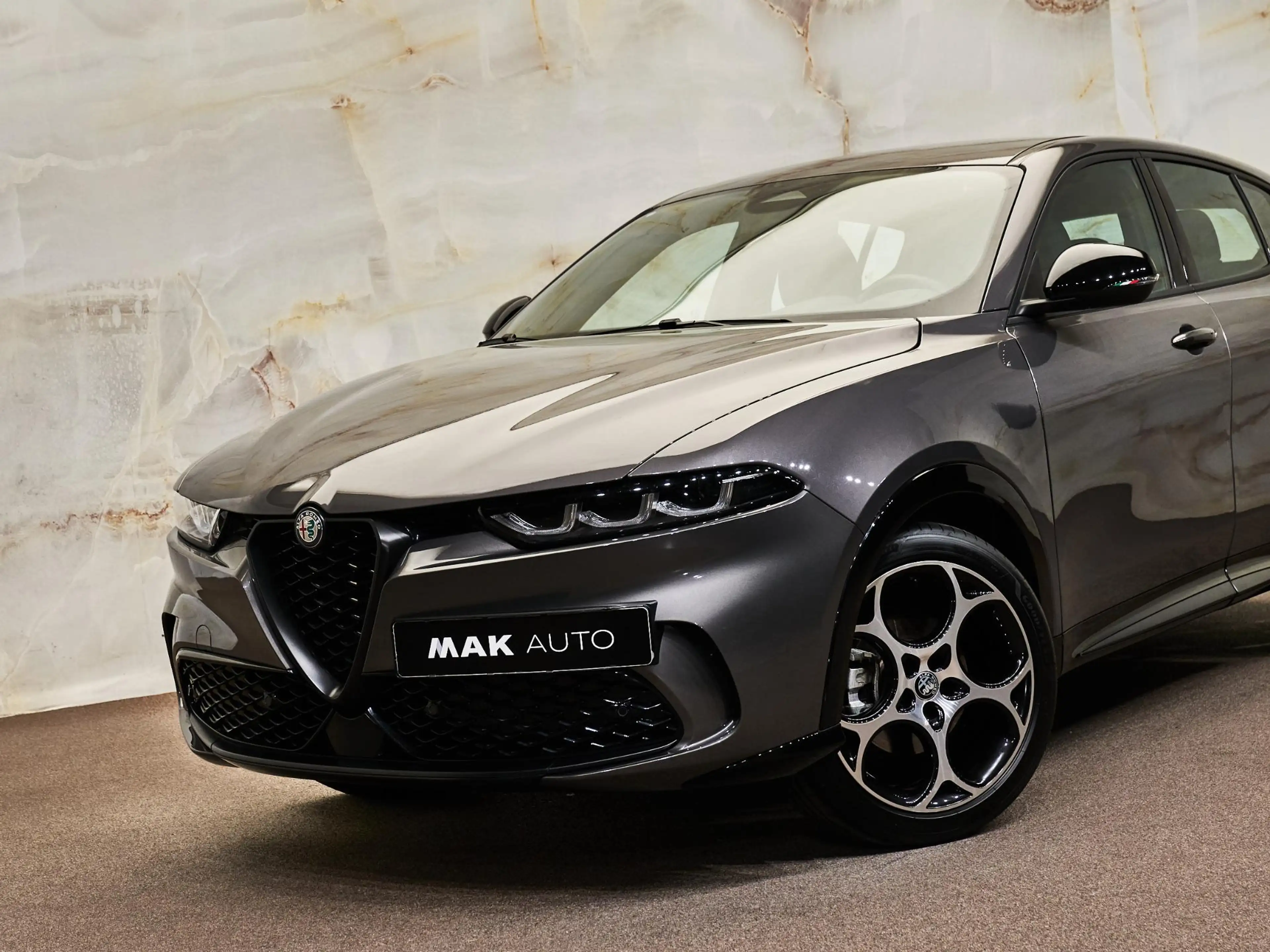 Alfa Romeo Tonale 1.5T Hybrid Sprint , 19", ACC, camera, Full-LED, k — photo 4