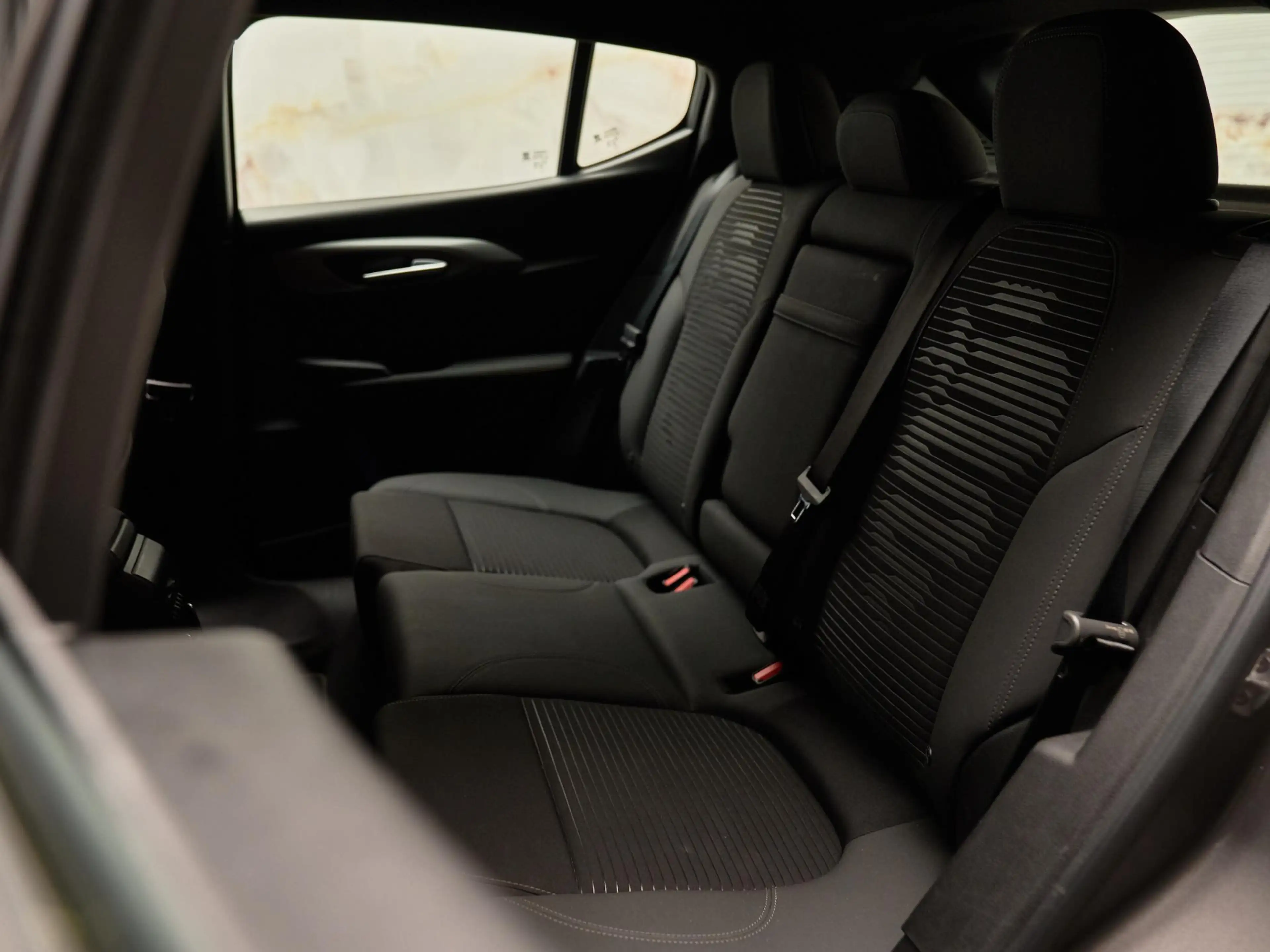 Alfa Romeo Tonale 1.5T Hybrid Sprint , 19", ACC, camera, Full-LED, k — photo 21