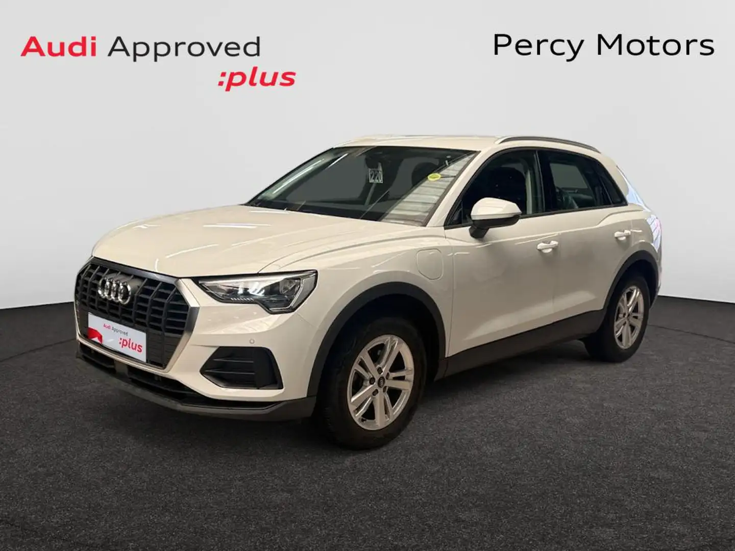Audi Q3 PHEV 45 TFSIe Attraction S tronic + kit hiver Alb - 1