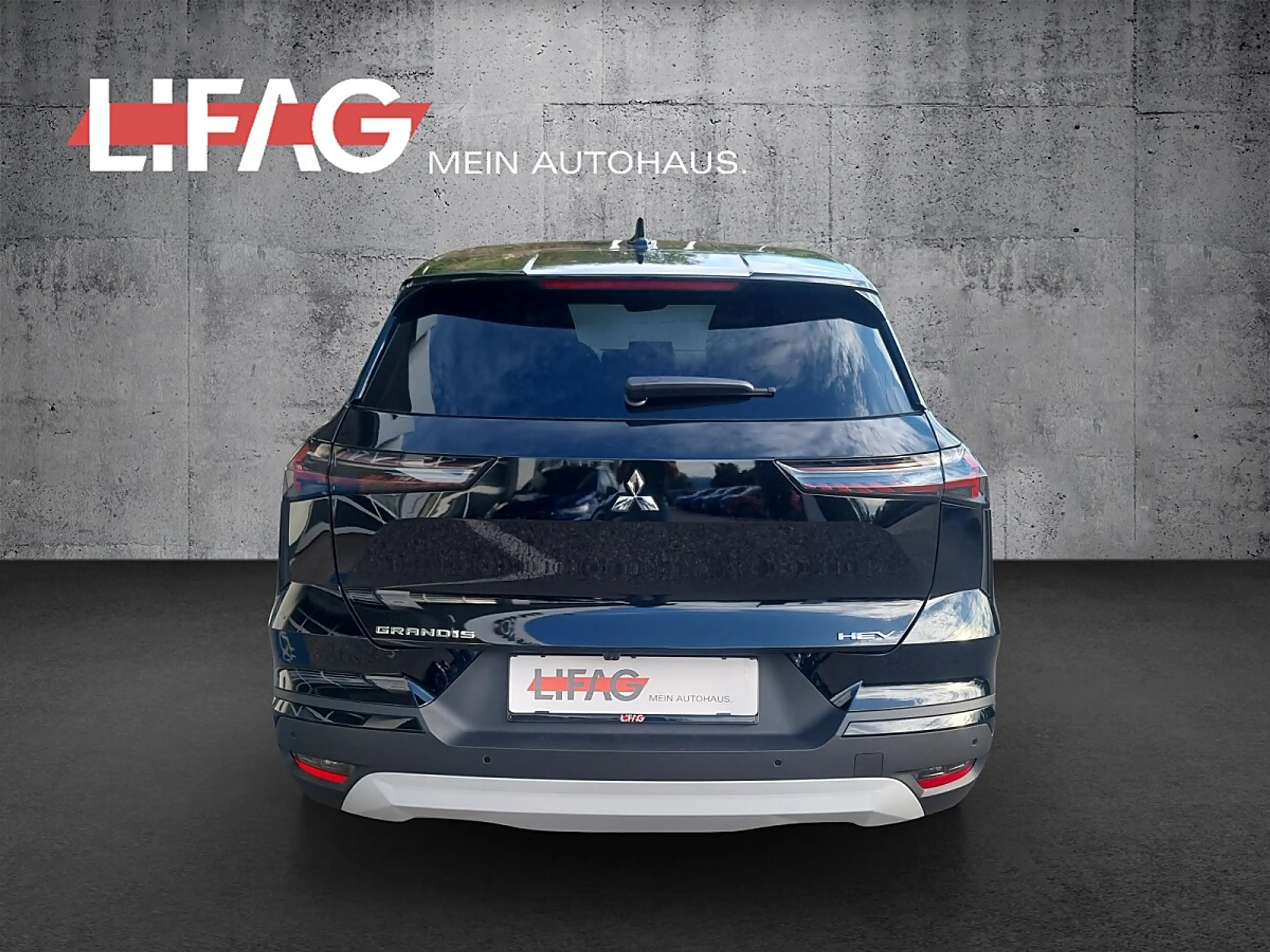 Mitsubishi Grandis Intense 1,8 HEV Aut. — photo 5