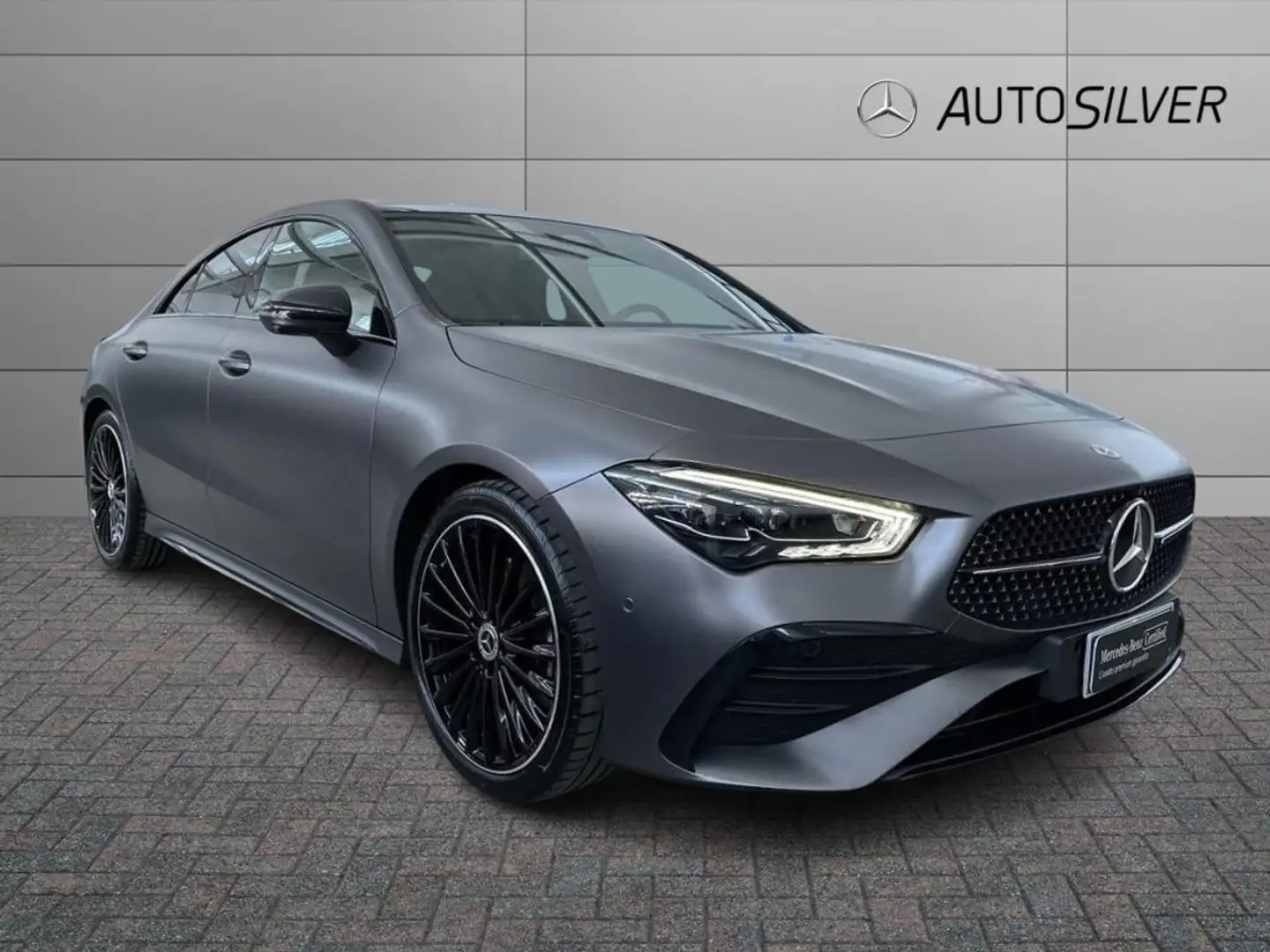 Mercedes-Benz CLA 220 d Automatic AMG Line Premium Plus Gris - 1