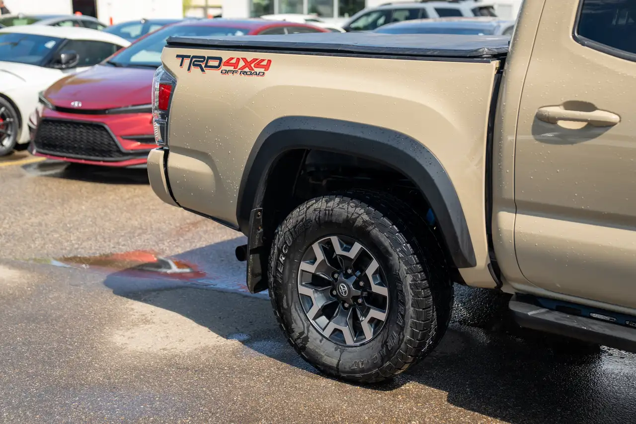 Toyota Tacoma fotografie Toyota Tacoma