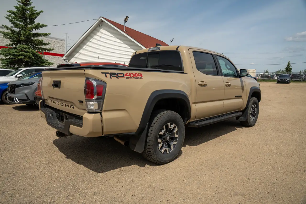 Toyota Tacoma снимка Toyota Tacoma