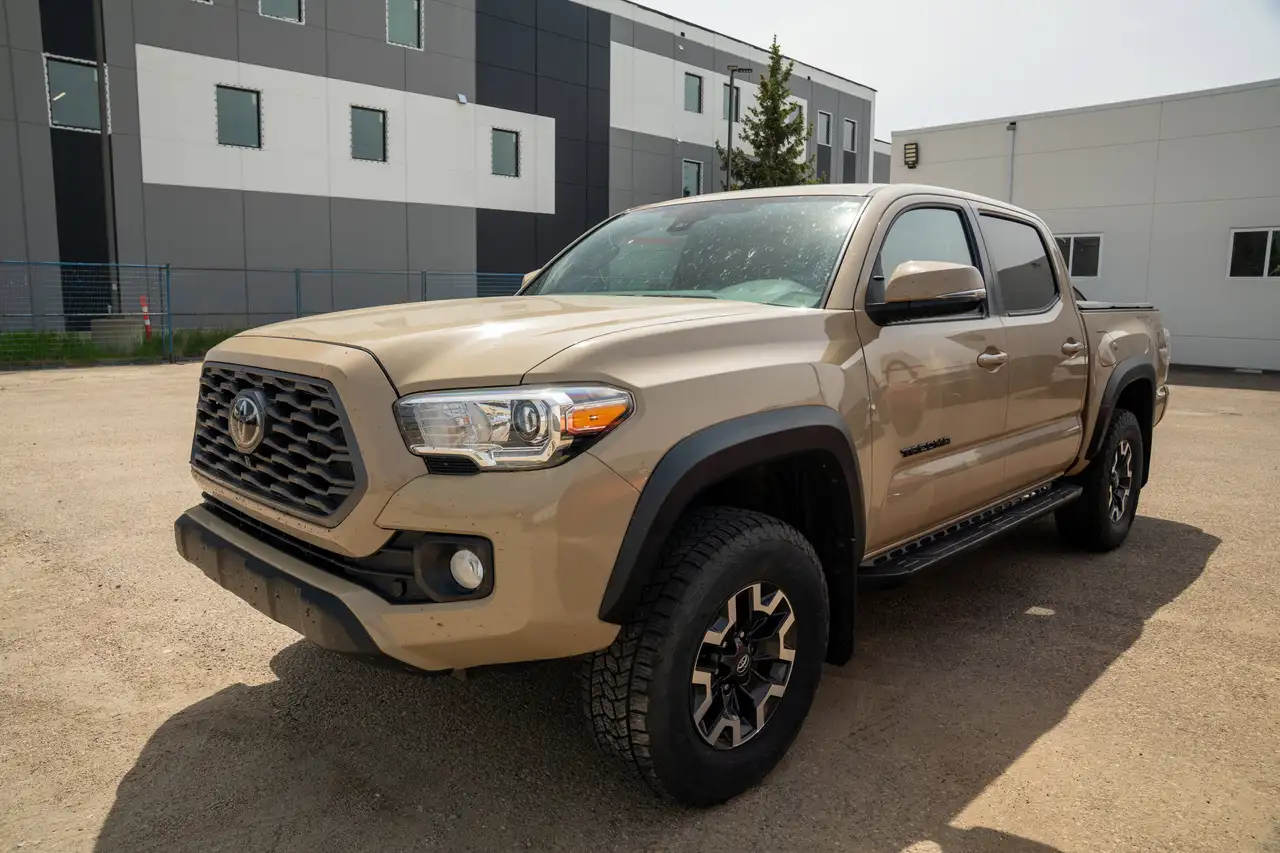 Toyota Tacoma снимка Toyota Tacoma