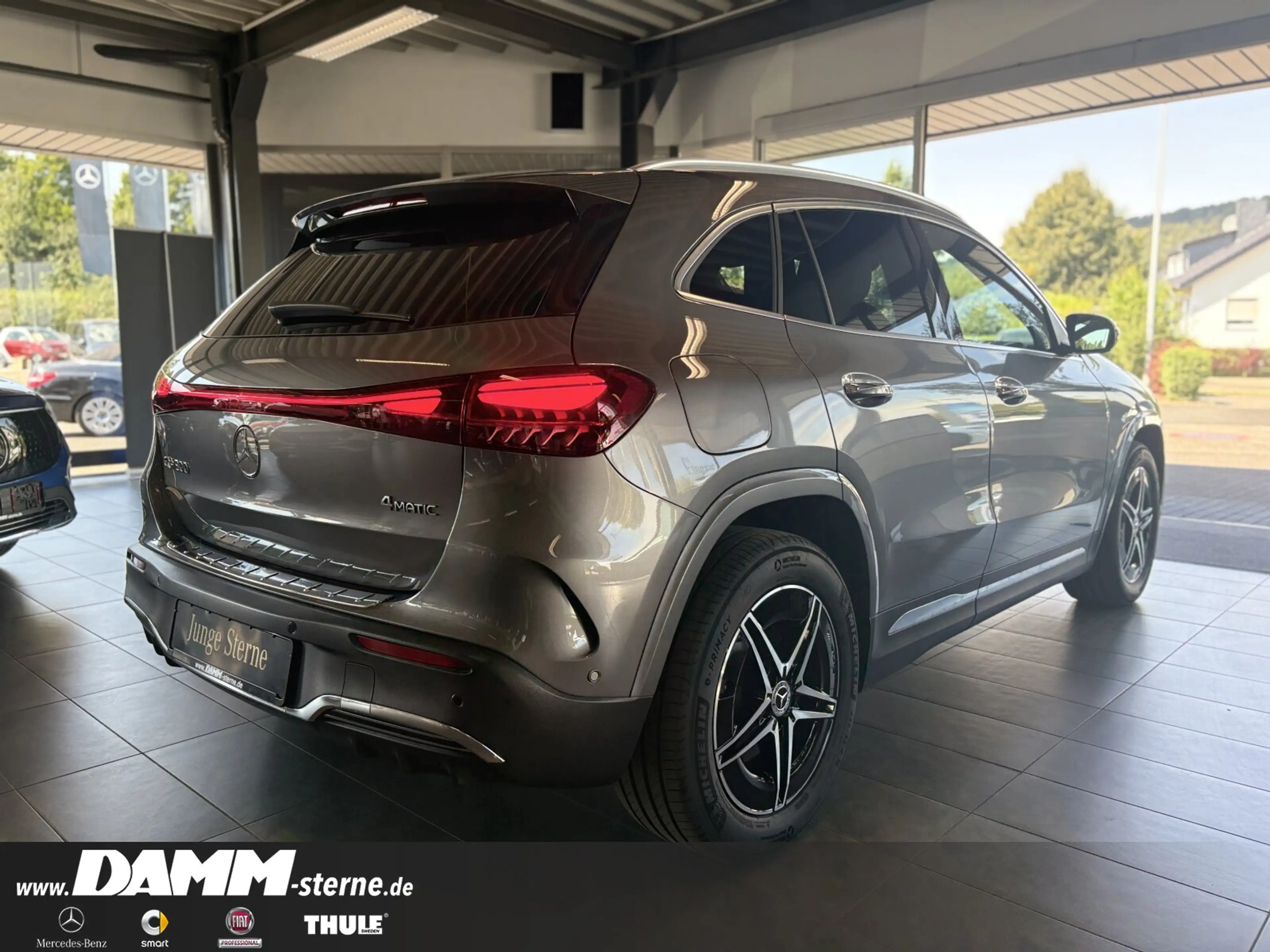 Mercedes-Benz EQA 300 EQA 300 4M AMG Premium/AHK/FAP/HUD/60 M GA +Flex — photo 5