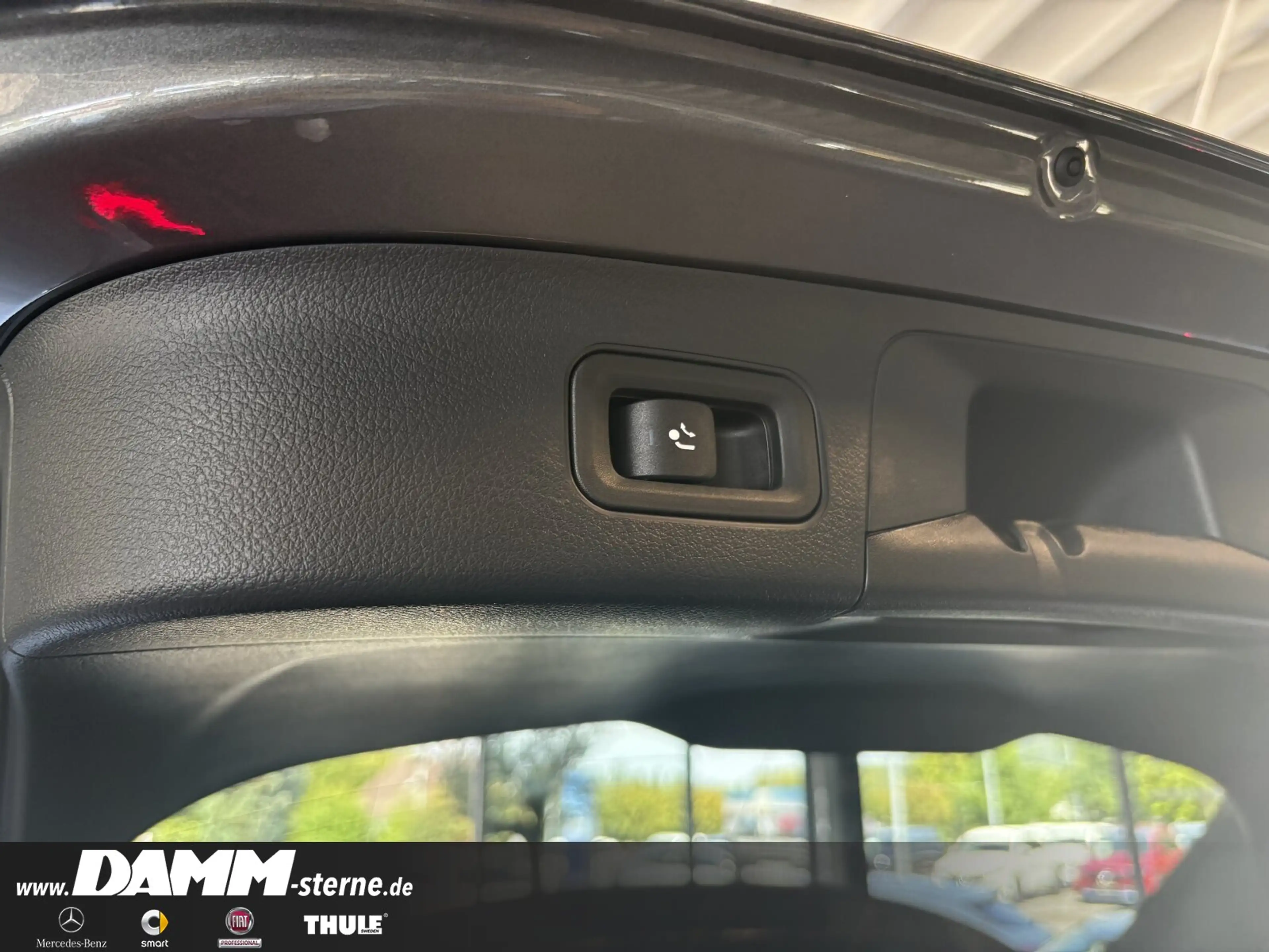 Mercedes-Benz EQA 300 EQA 300 4M AMG Premium/AHK/FAP/HUD/60 M GA +Flex — photo 12