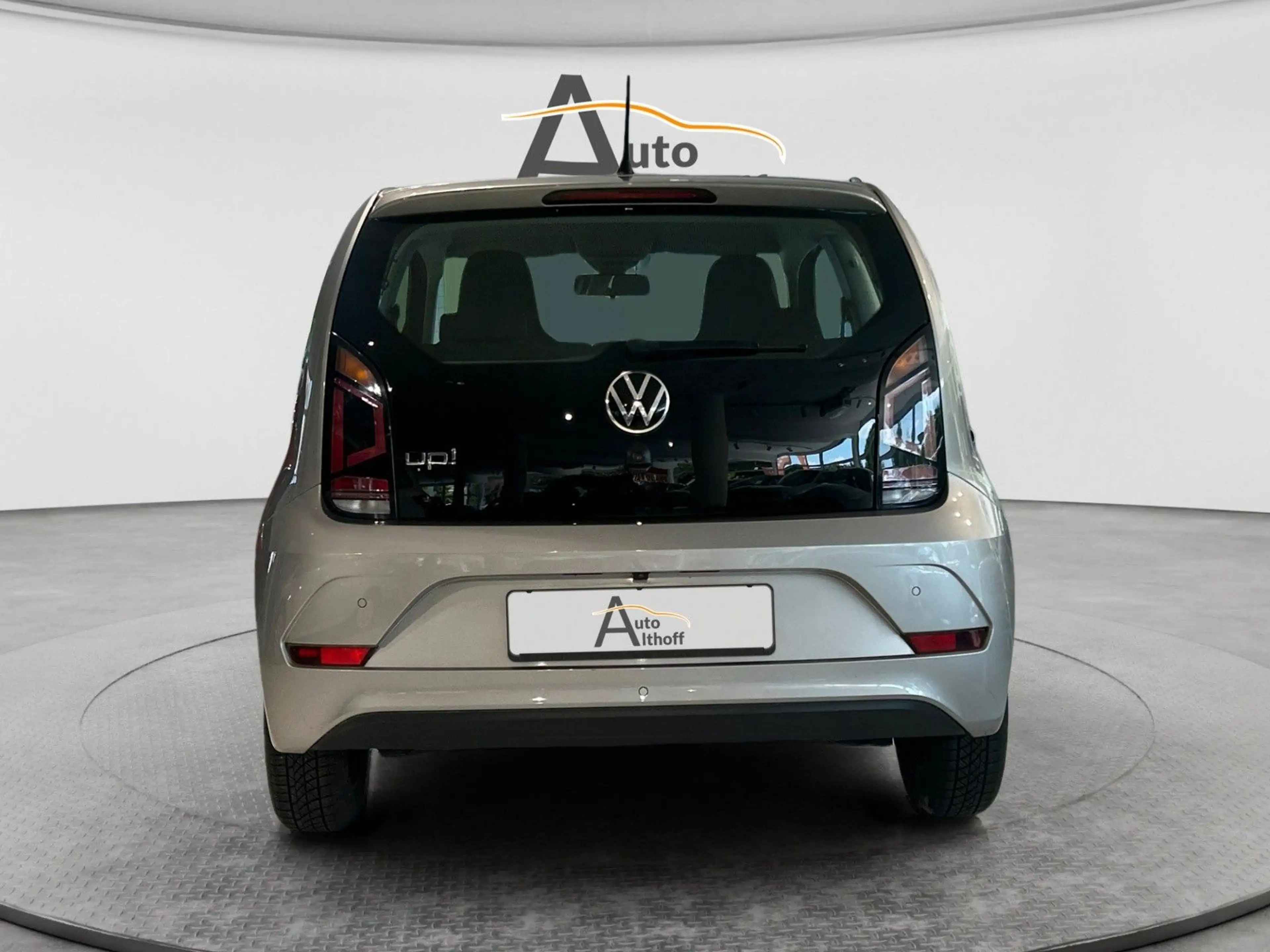 Volkswagen up! move up 1.0 KLIMA KAMERA TEMP PDC — photo 5
