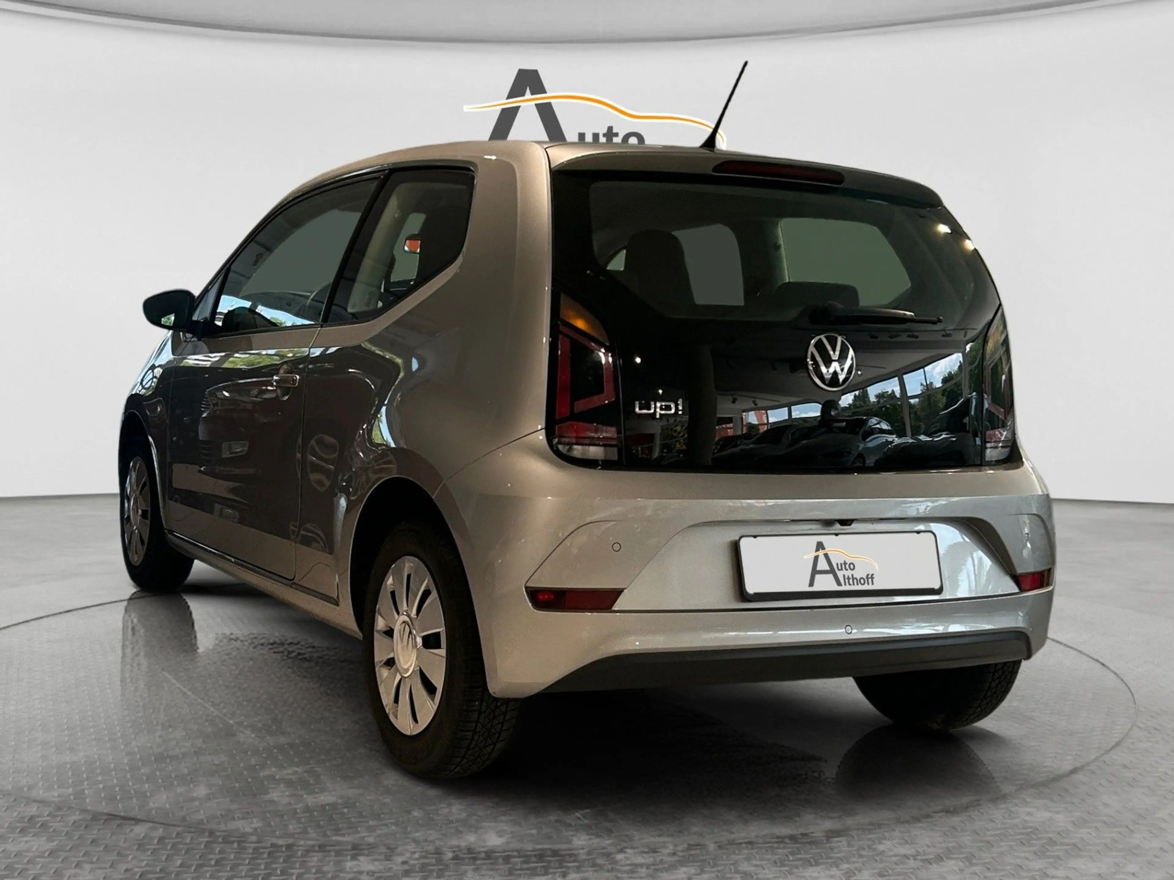 Volkswagen up! move up 1.0 KLIMA KAMERA TEMP PDC — photo 4