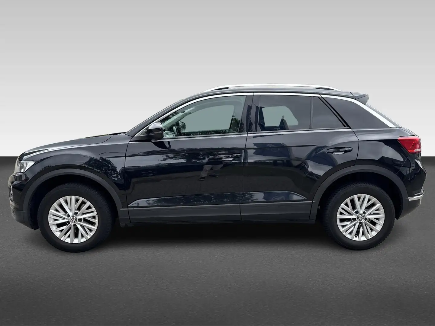 Volkswagen T-Roc 1.0 TSI Style  | navigatie | dealer onderhouden Zwart - 2