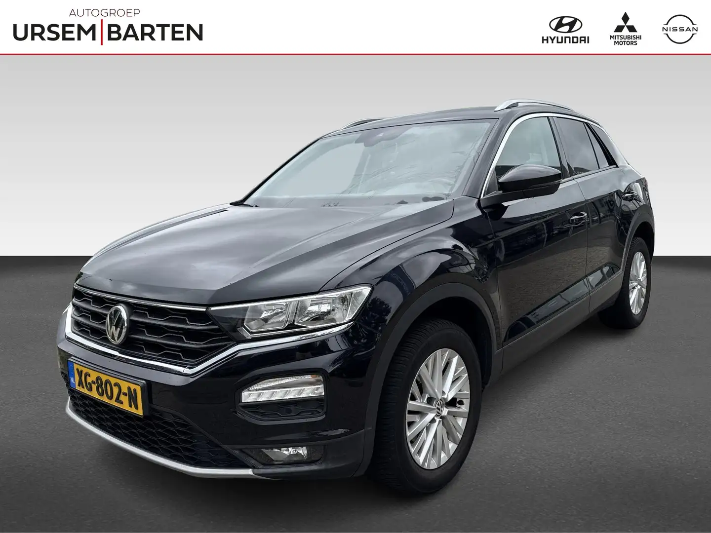 Volkswagen T-Roc 1.0 TSI Style  | navigatie | dealer onderhouden Zwart - 1