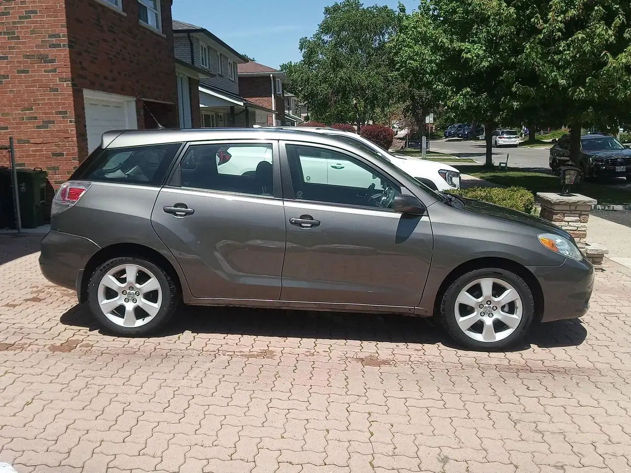 Toyota Matrix photo Toyota Matrix