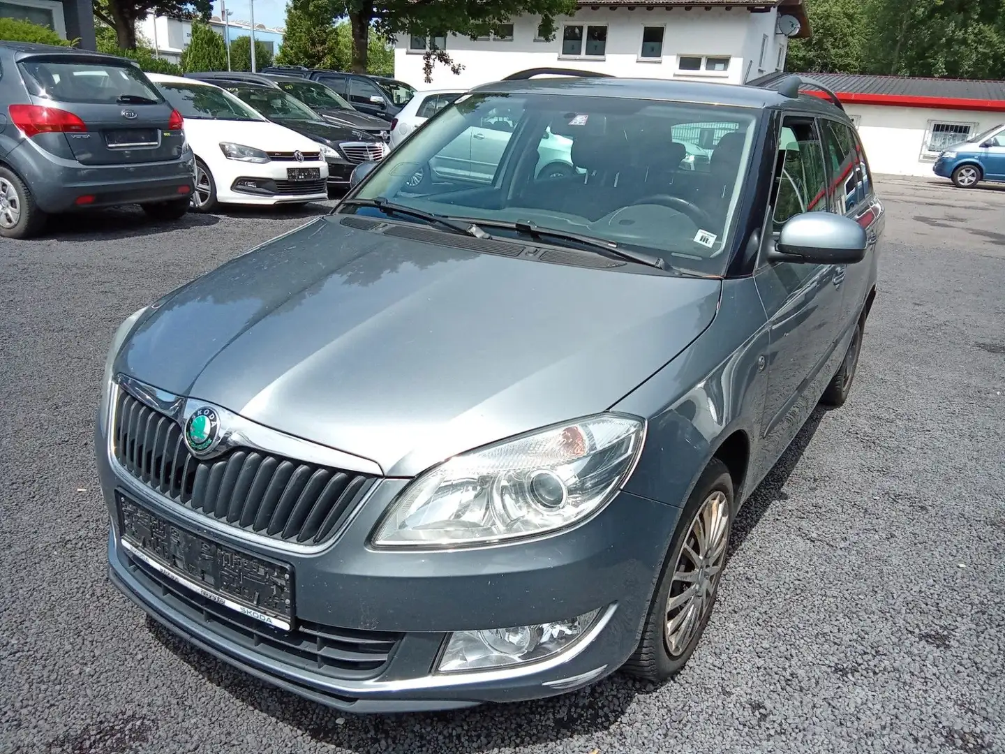 Skoda Fabia Combi Elegance Grau - 1