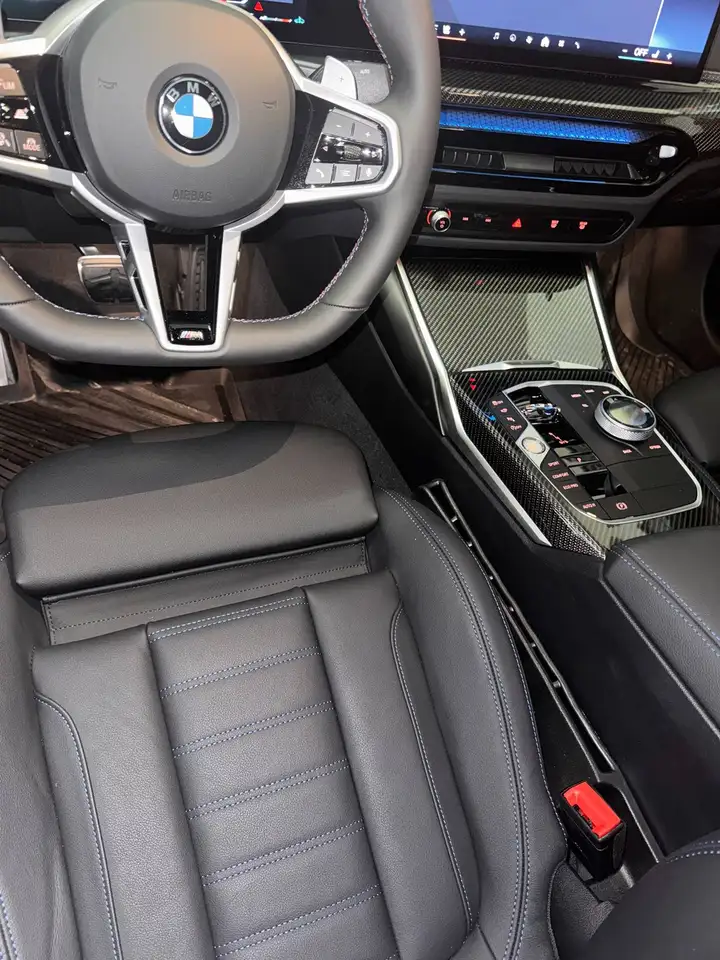 BMW 3 Series снимка BMW 3 Series