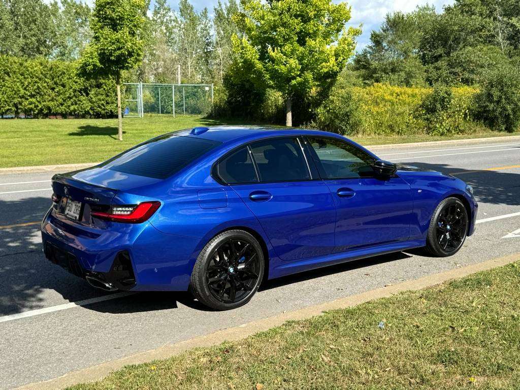 2025 BMW 3 Series M340 xDrive alt 4
