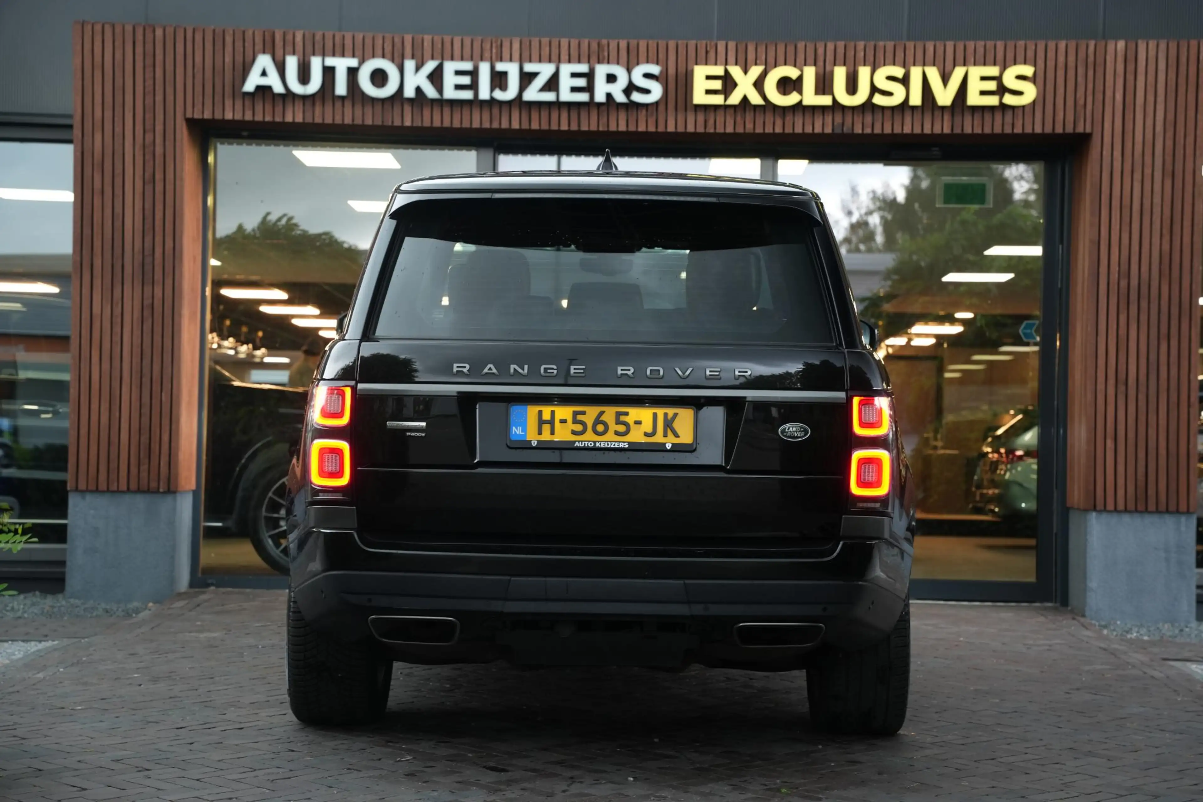 Land Rover Range Rover 2.0 P400e Autobiography Pano Dealer onderhouden — photo 11