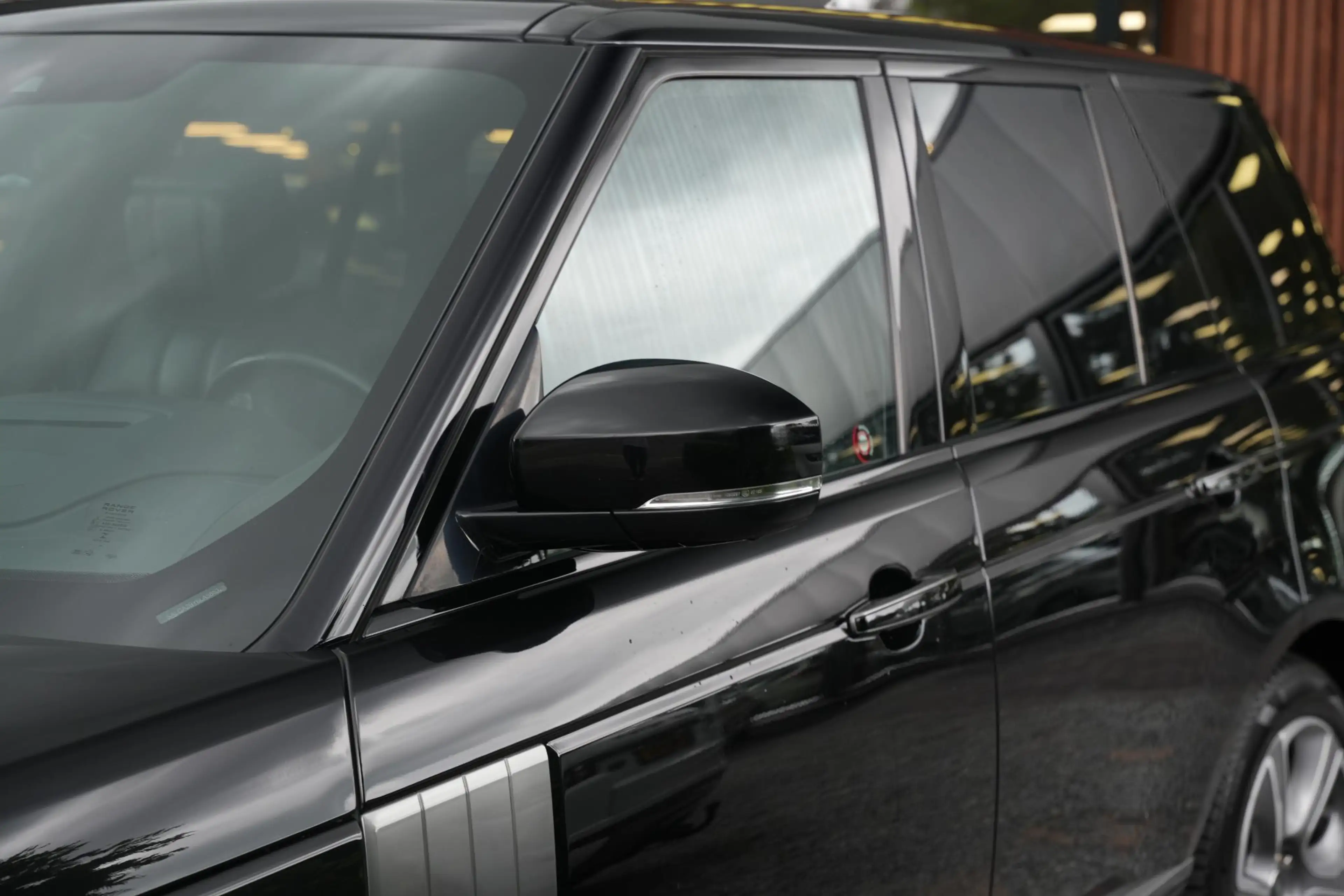 Land Rover Range Rover 2.0 P400e Autobiography Pano Dealer onderhouden — photo 16