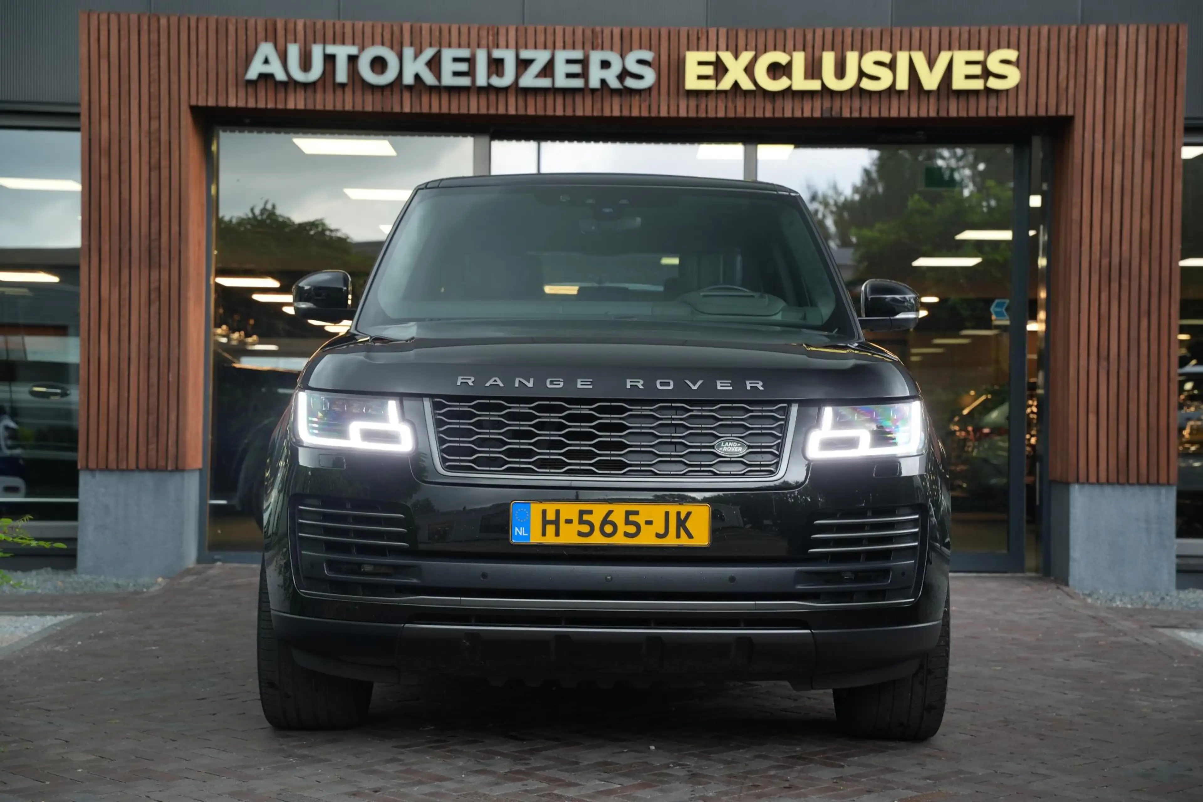 Land Rover Range Rover 2.0 P400e Autobiography Pano Dealer onderhouden — photo 3