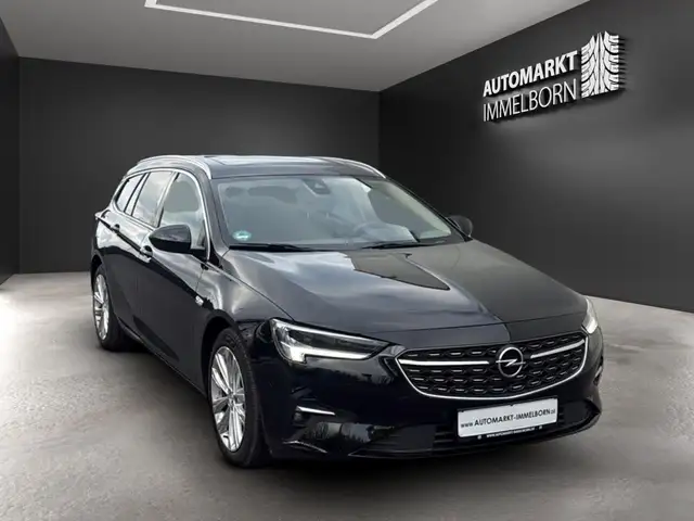 Opel Insignia view 2