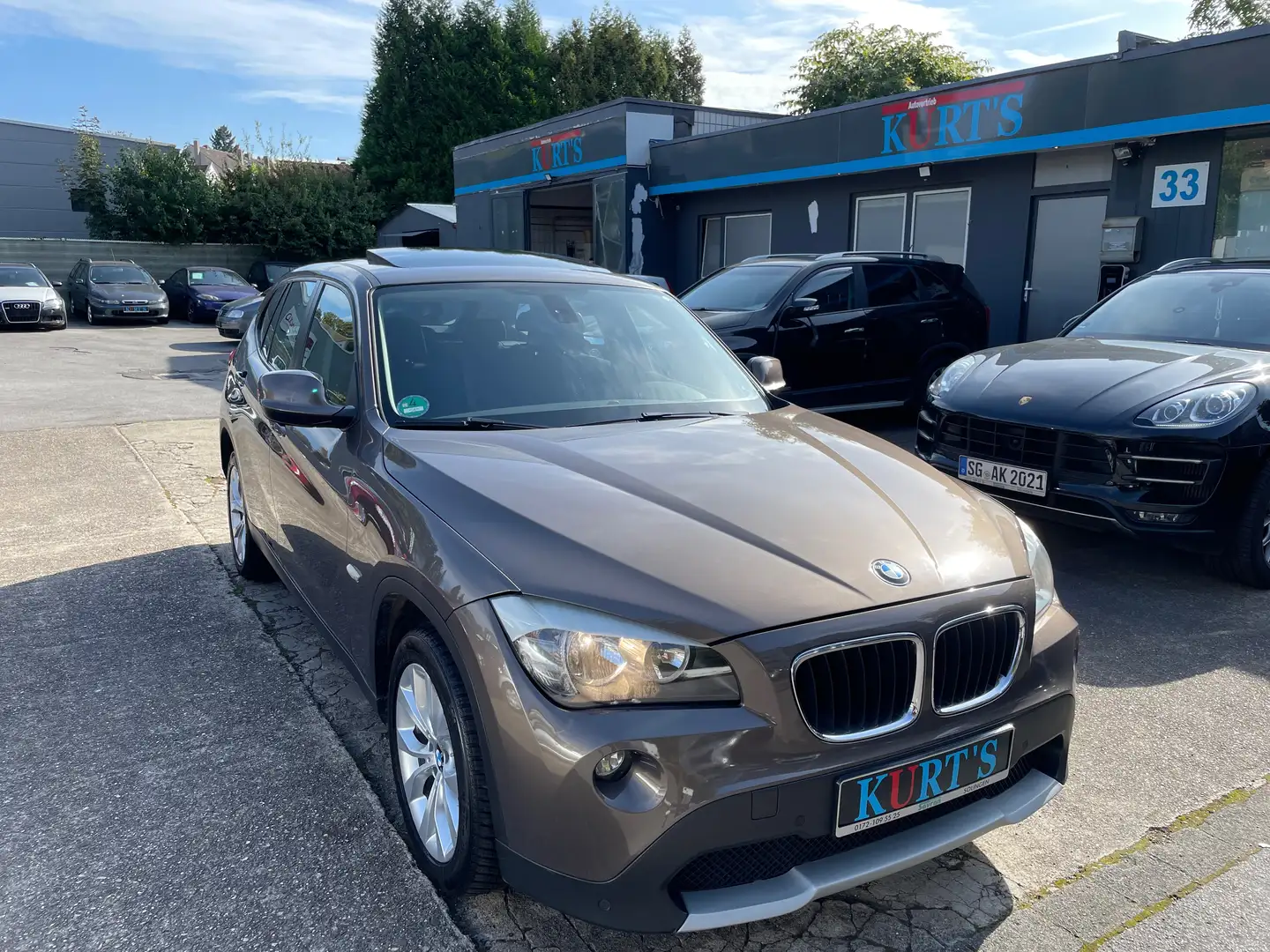 BMW X1 sDrive 18i Navi Panorama PDC neu Insp. neu Tüv Braun - 1