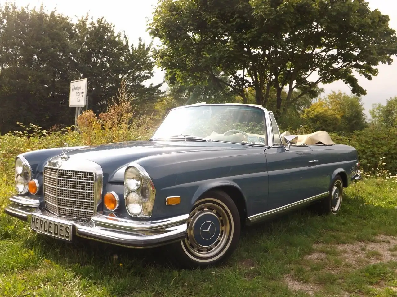 Mercedes-Benz 280