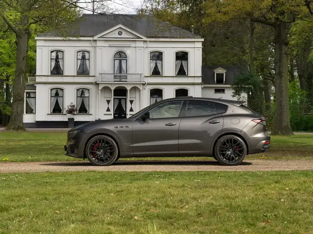 Maserati Levante 3.0 V6 S AWD 430pk GranSport Facelift | Pano-dak |