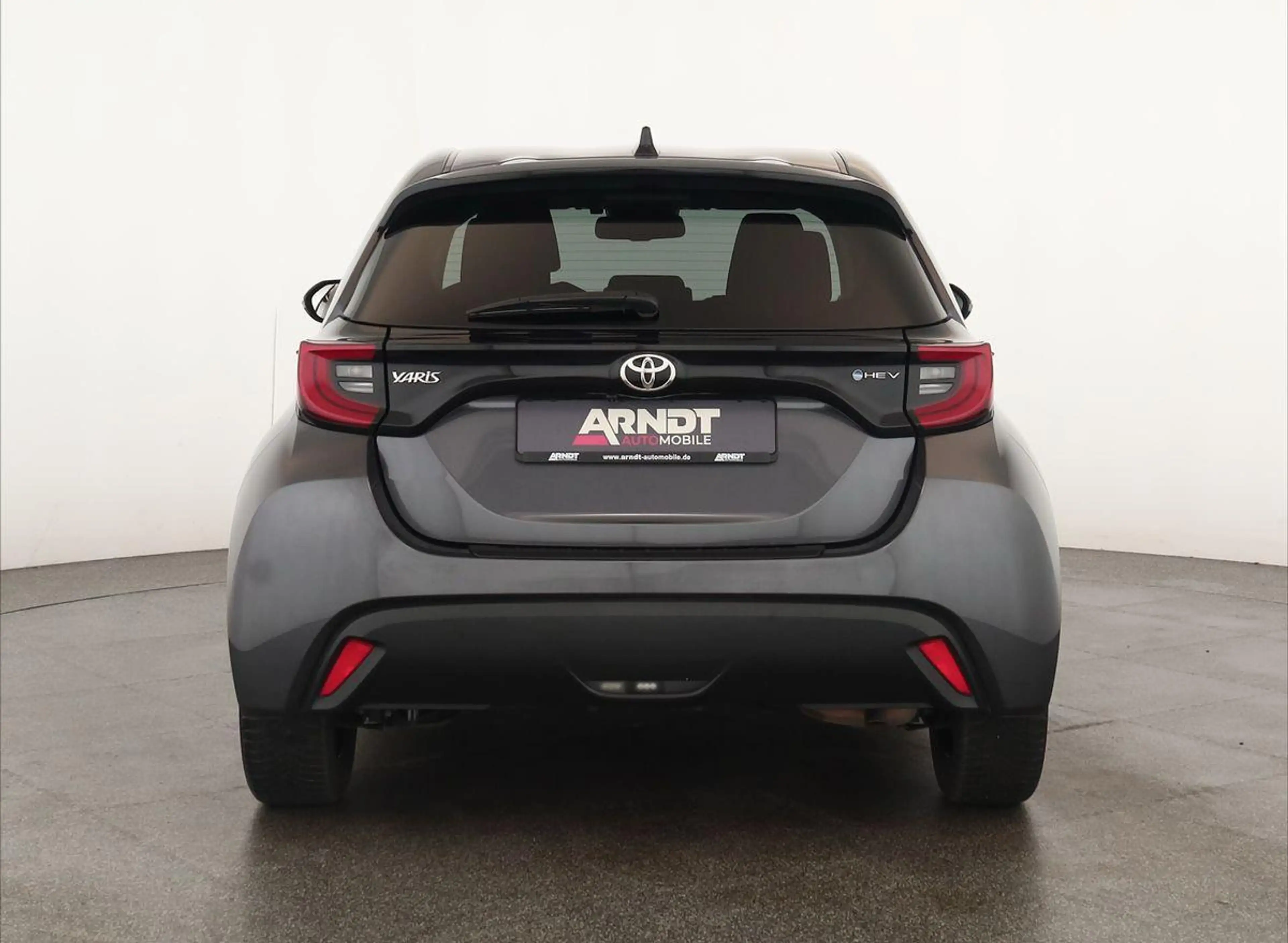 Toyota Yaris Hybrid 116 Teamplayer LED App SHZ Key Kam — photo 6