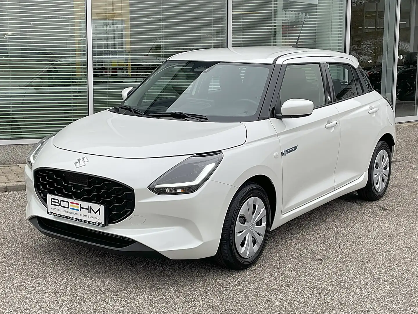 Suzuki Swift 1,2 Hybrid DualJet Clear Weiß - 1