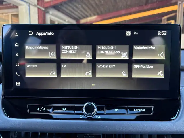 Mitsubishi Outlander 2,4 PHEV 4WD Diamond Luxury BlackEdition /incl. Winterräder Ansicht 16