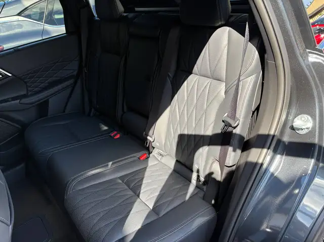 Mitsubishi Outlander 2,4 PHEV 4WD Diamond Luxury BlackEdition /incl. Winterräder Ansicht 21
