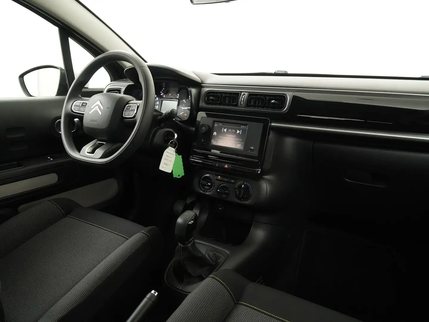 Citroen C3 1.2 PureTech You | Stoelverwarming | Zondag Open! Zwart - 2