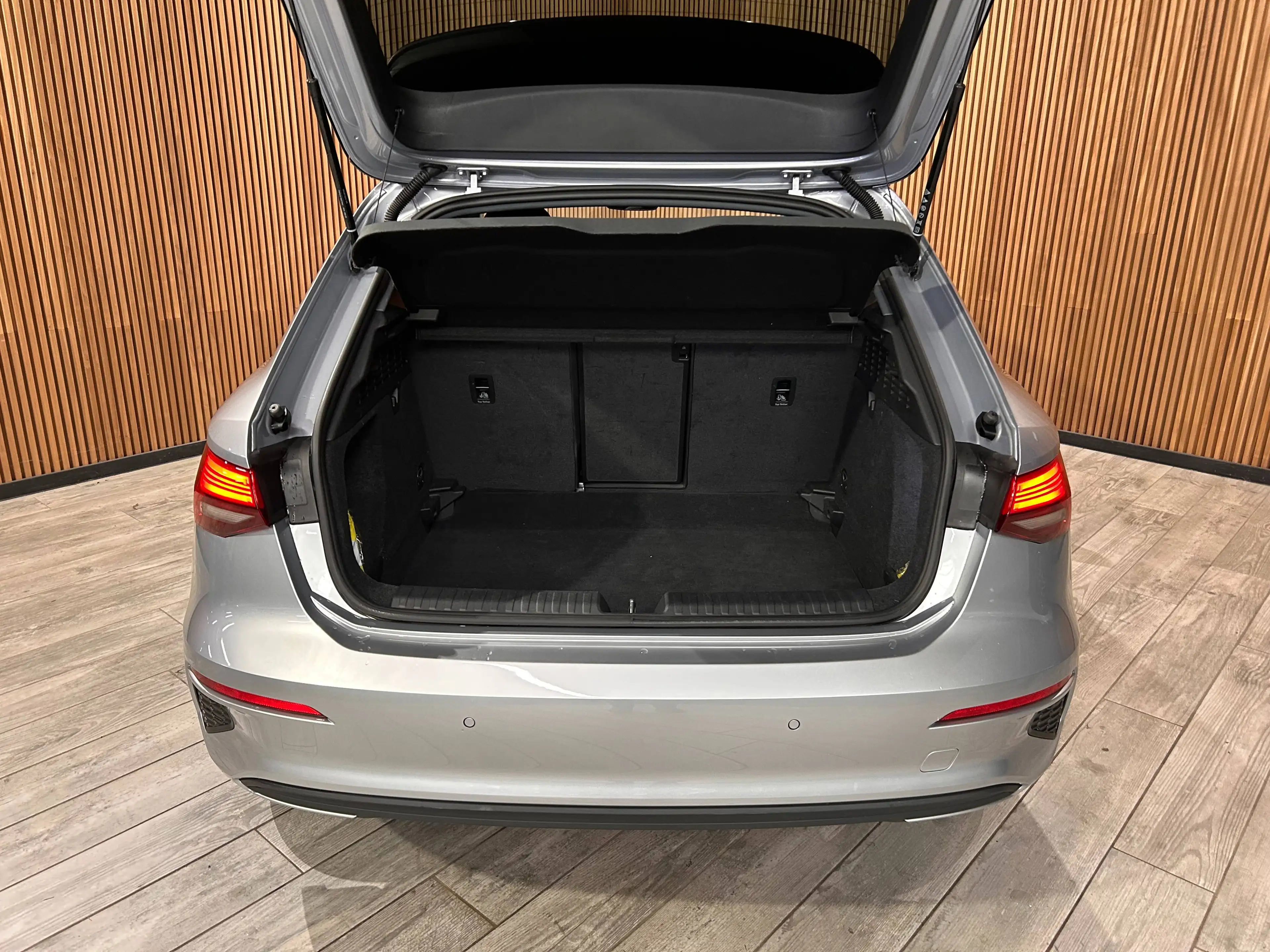 Audi A3 30 TFSI S Tronic SportBack Alu16"/Led/Leder/VerwZet/Pdc/Gps/Cruise/Carplay *1j garantie* — photo 13