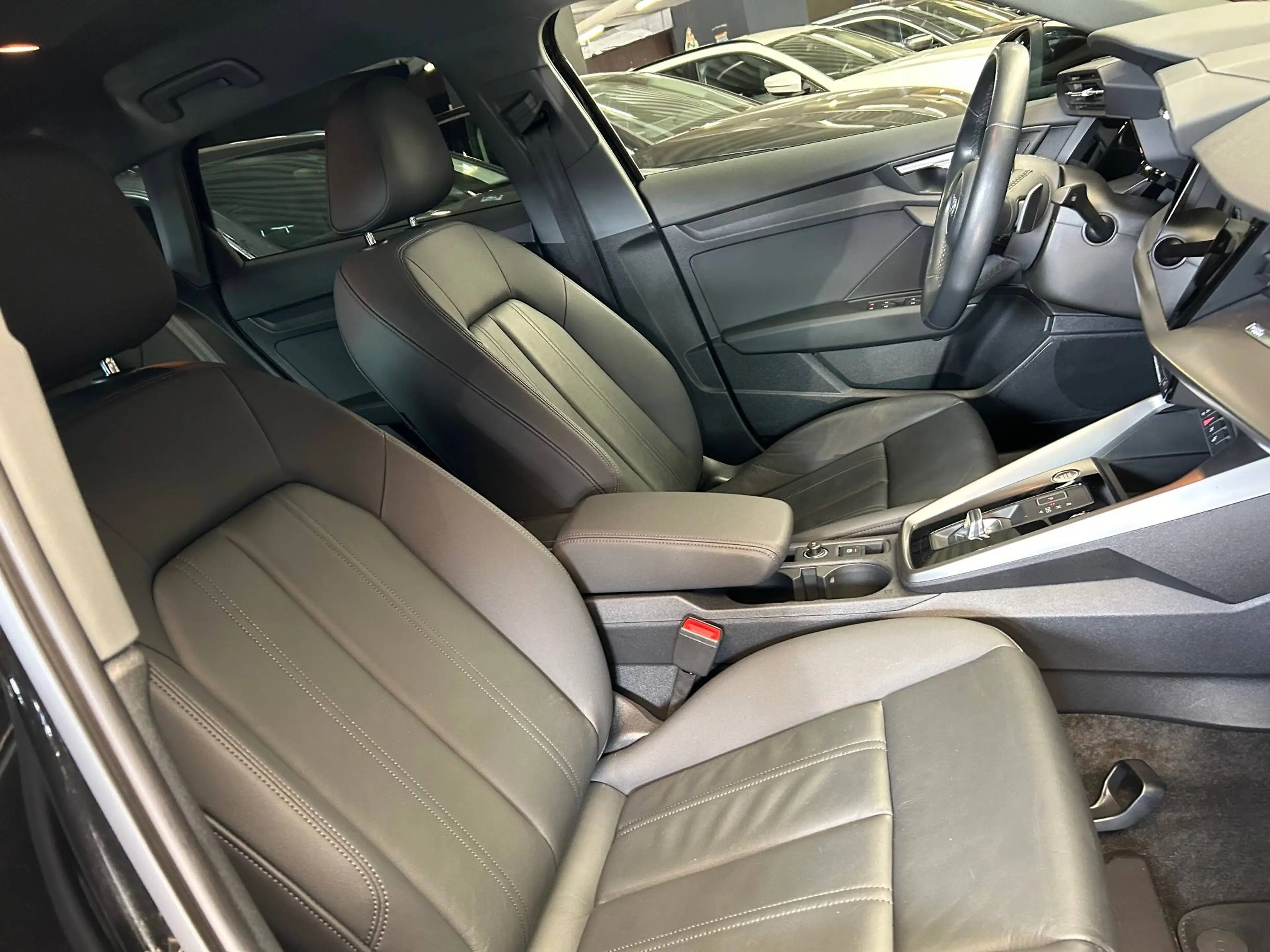 Audi A3 30 TFSI S Tronic SportBack Alu16"/Led/Leder/VerwZet/Pdc/Gps/Cruise/Carplay *1j garantie* — photo 15