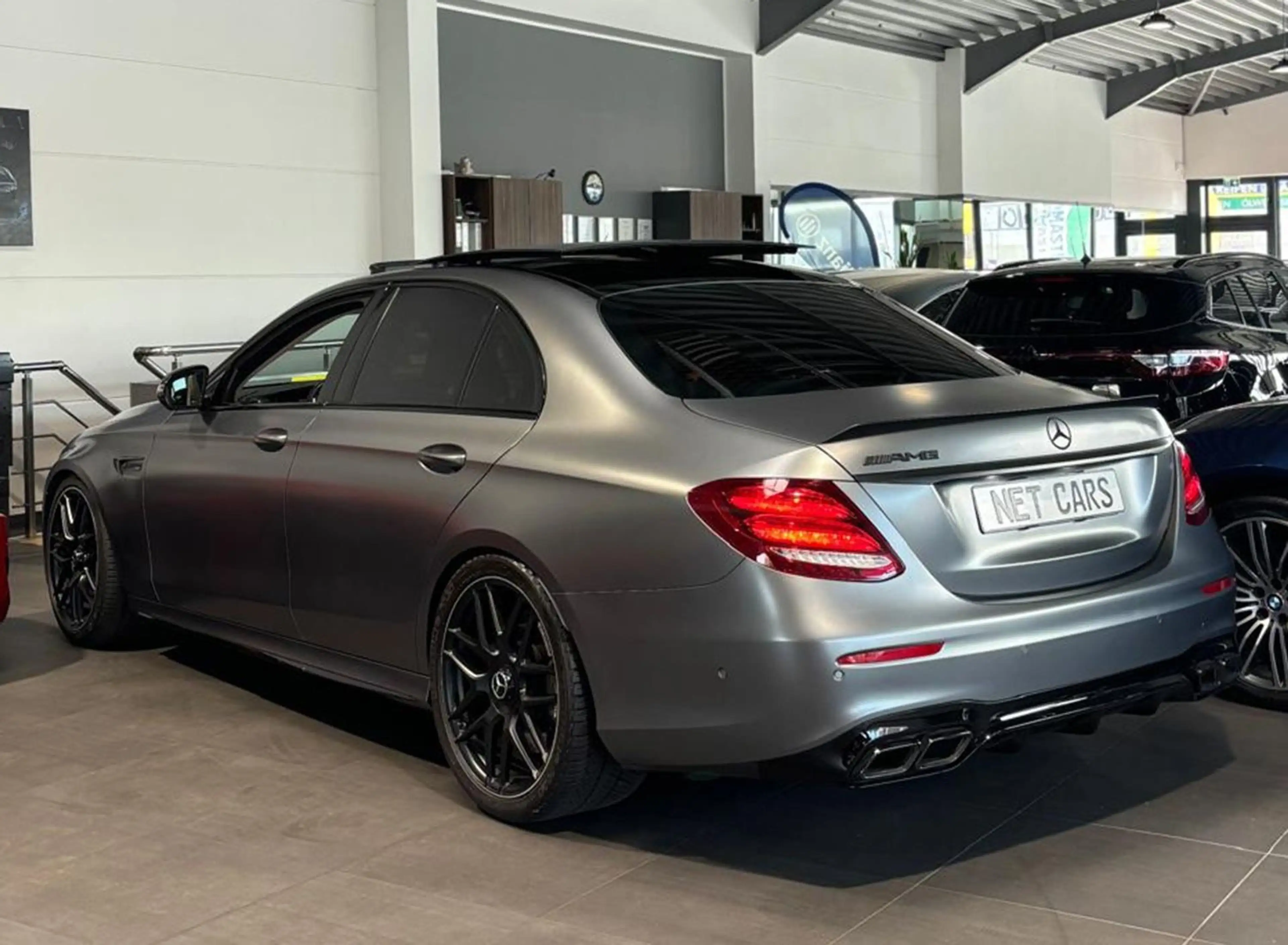 Mercedes-Benz E 63 AMG AMG E63 4M+PERFORMANCE-SITZ+CARBON+PANORAMA+VOLL — photo 10
