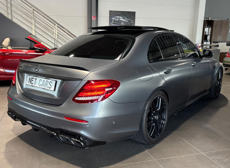 Mercedes-Benz E 63 AMG AMG E63 4M+PERFORMANCE-SITZ+CARBON+PANORAMA+VOLL — photo 5