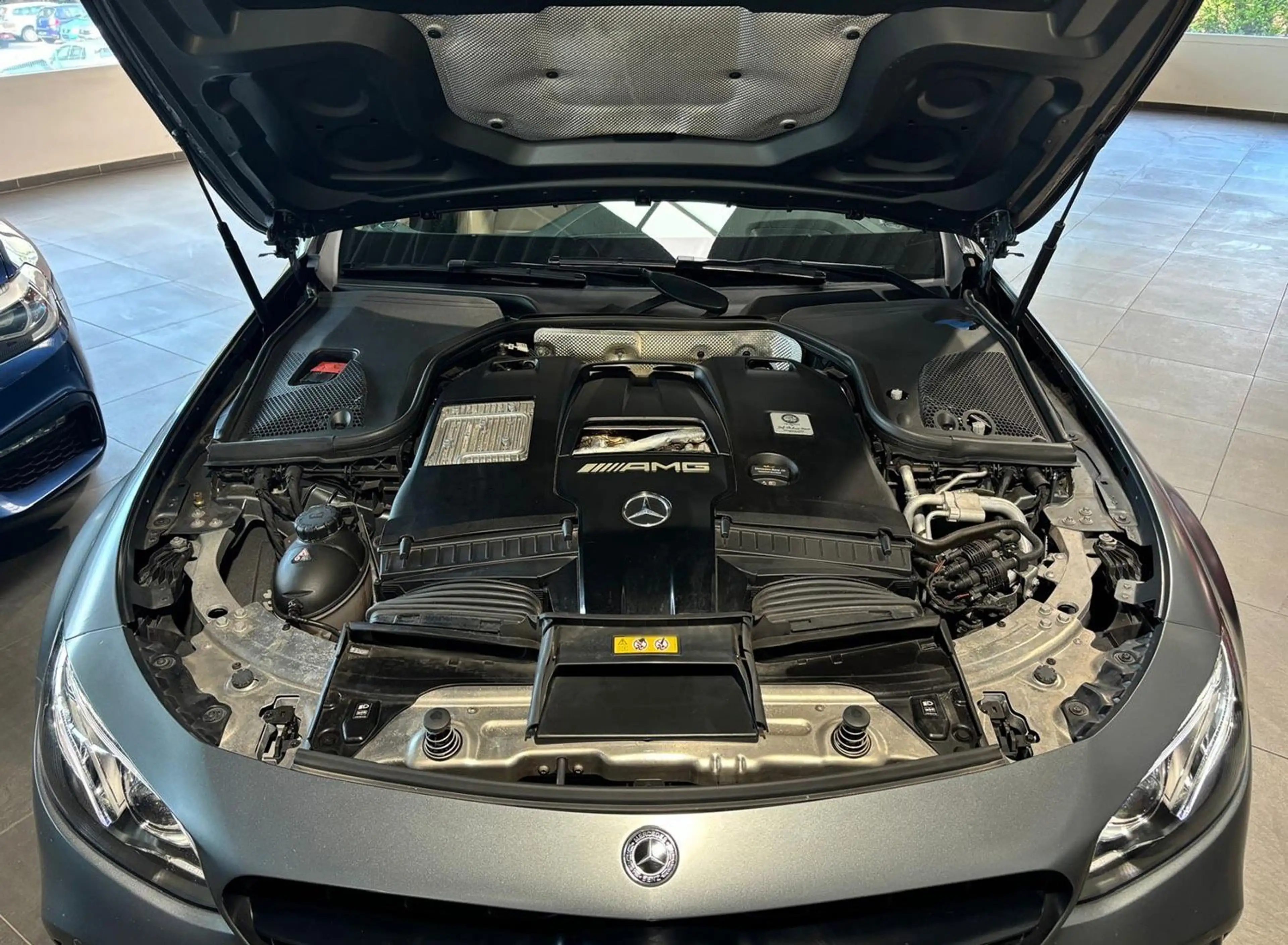 Mercedes-Benz E 63 AMG AMG E63 4M+PERFORMANCE-SITZ+CARBON+PANORAMA+VOLL — photo 14